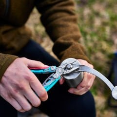 Skeletool CX Black & Silver