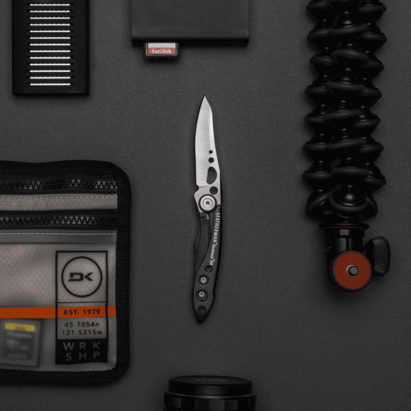 Skeletool KB Black & Silver
