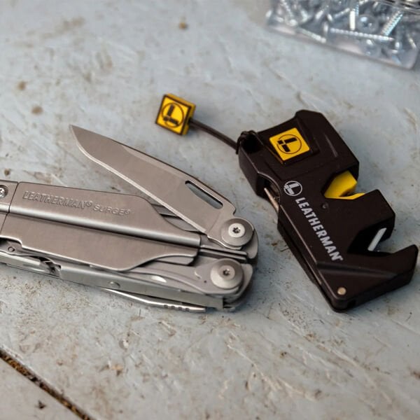Blade Sharpener